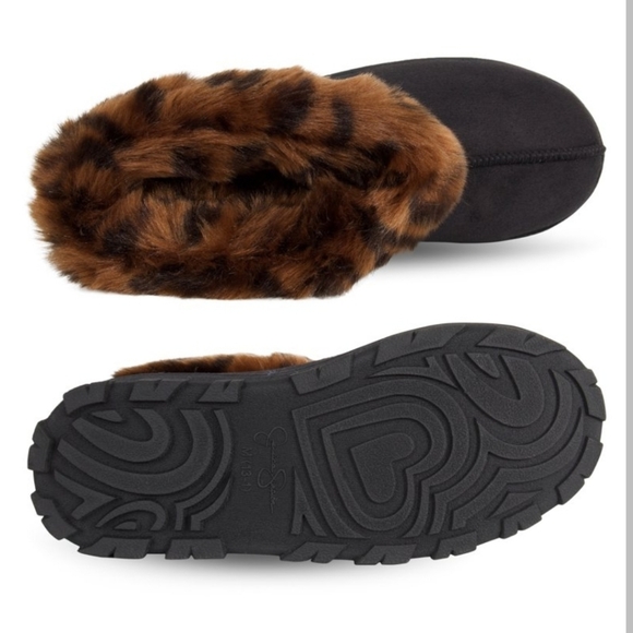Jessica Simpson black and Leopard bootie slippers - Picture 2 of 5